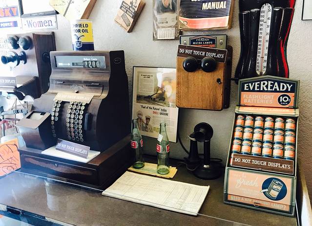 Pete's Route 66 Gas Station Museum