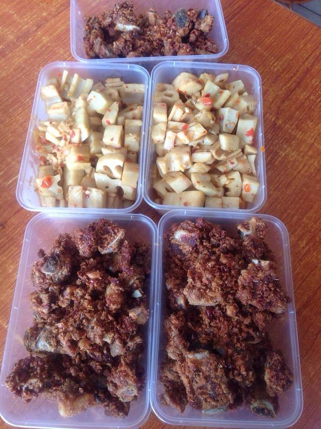 阿王餐馆(常兴花园店)