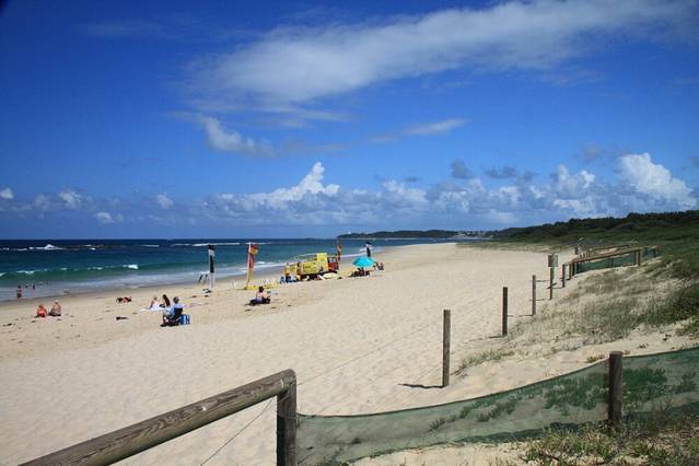 南克罗鲁娜海滩