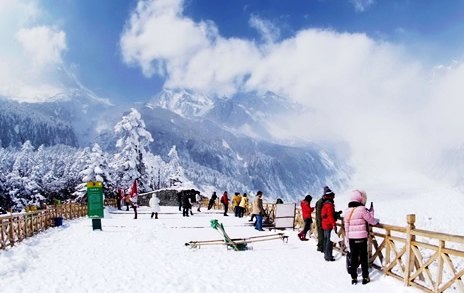 海螺沟冰川森林公园四号营地