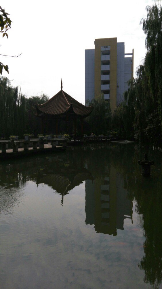 四川师范大学成都学院