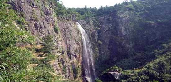 三清山玉帘瀑布