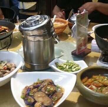 食根源·湘菜·海鲜·宴席(勤诚达店)