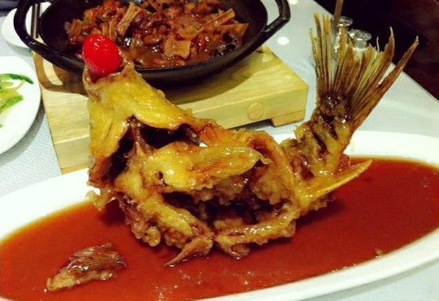 老牌坊鲁菜名店(北园边庄店)