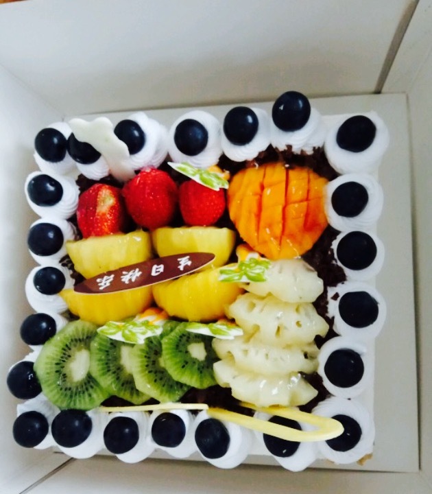 圣特丽生日蛋糕(工艺美大店)