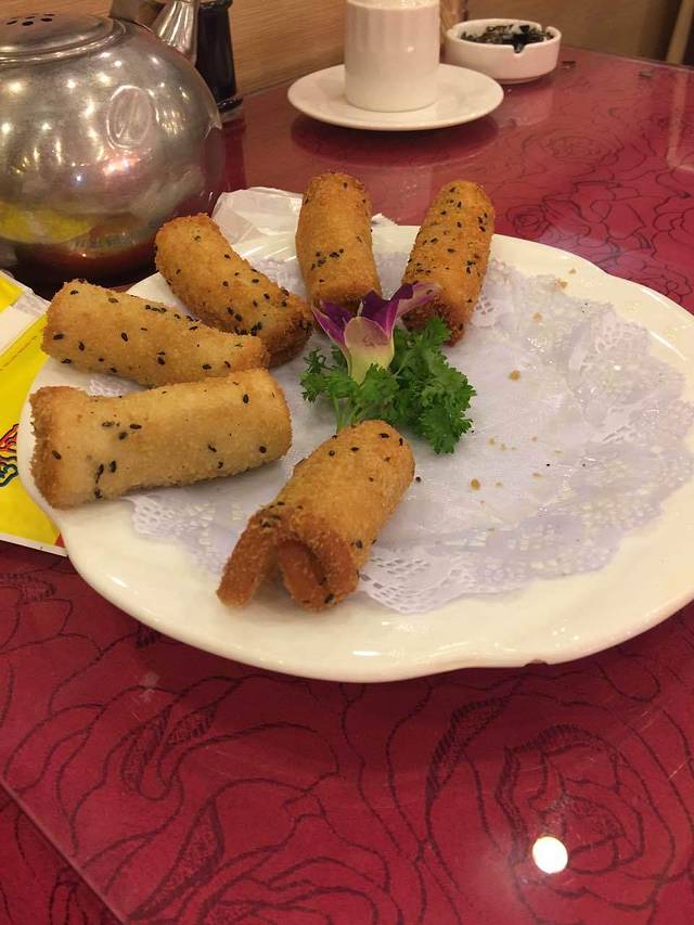 小不点烧烤城(巴彦塔拉店)