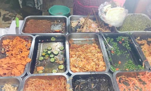 毛毛腊汁肉夹馍