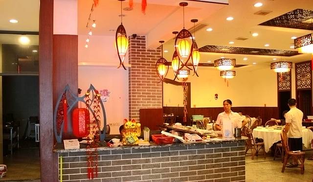 红灯笼龙凤饭店(中山西路店)