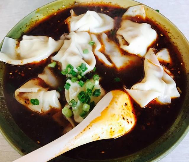 川渝鸡肉抄手馆