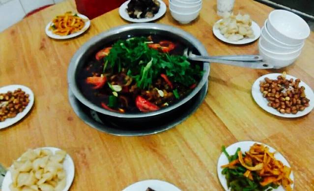 易老七跷脚牛肉