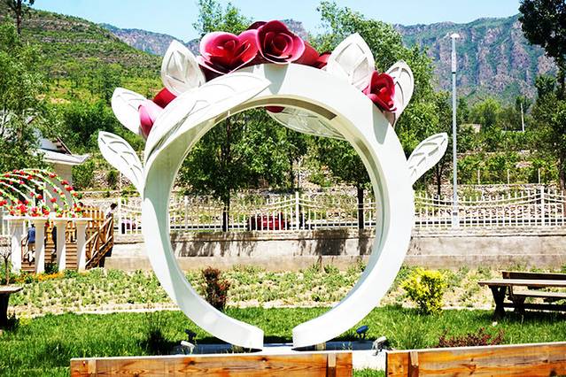 彩虹谷主题公园