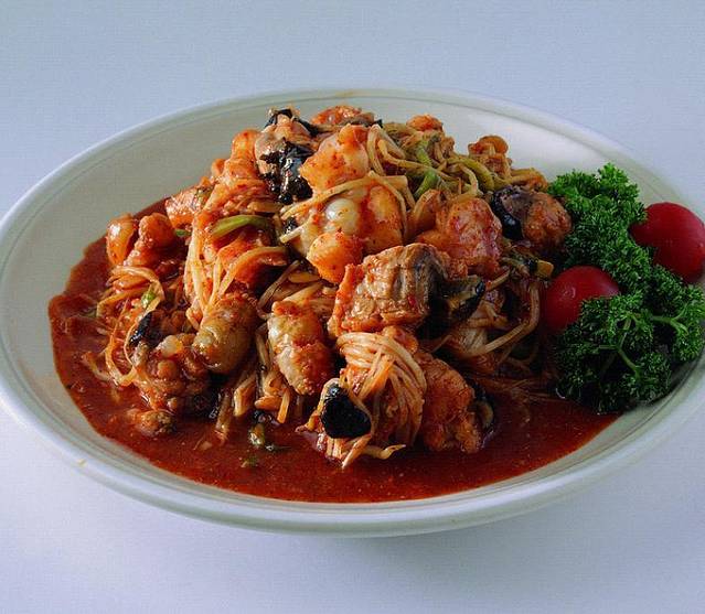 巴蜀传香烧鸡公(蝴蝶商业广场店)