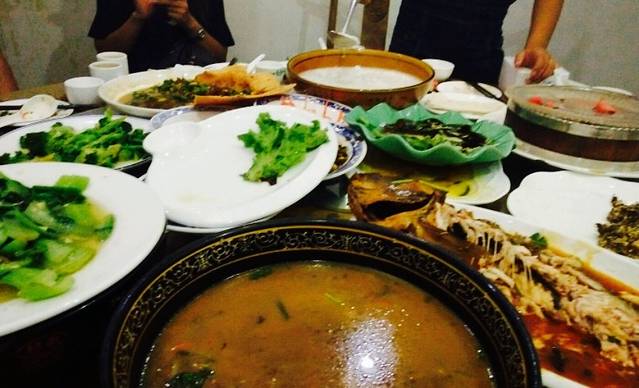 好运来蛋糕城(青年路店)