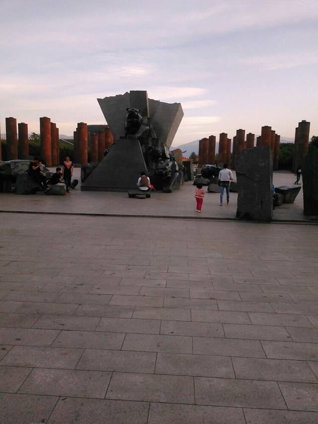 火把广场音乐基地(阿惹妞实景剧场)