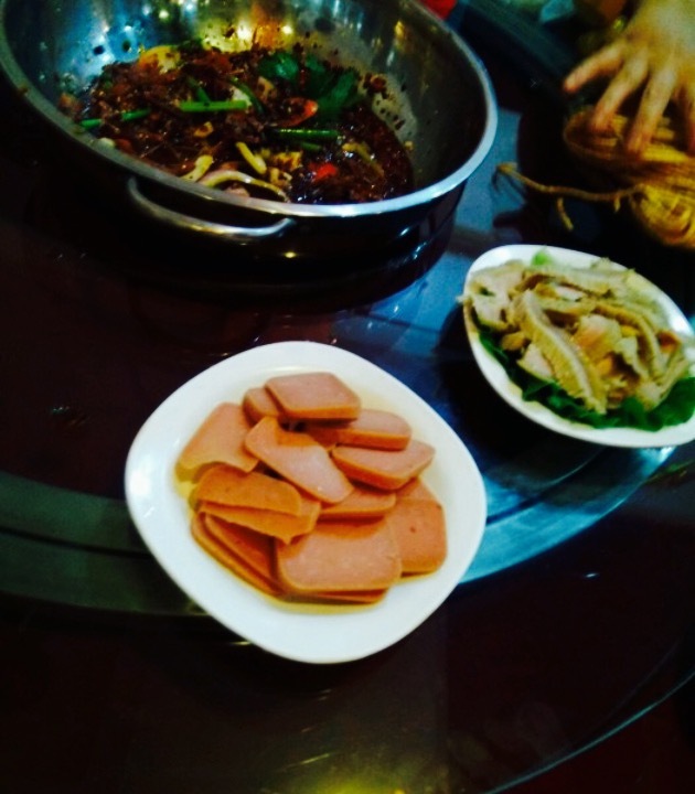 渝新干锅辣鸭头