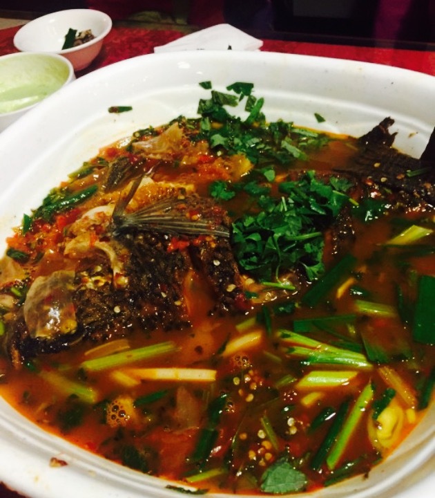 宋艳华餐馆(凤凰美食城店)