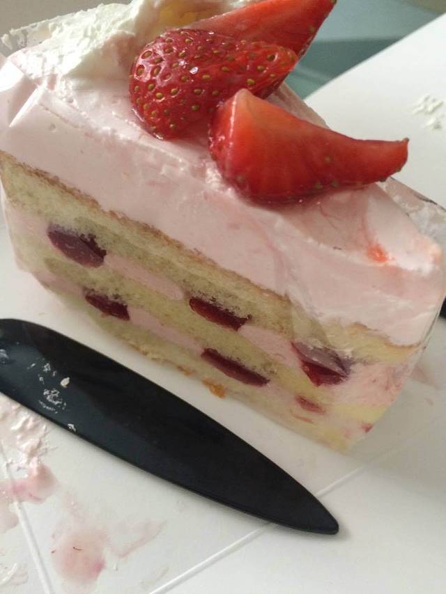 梁师傅蛋糕(滕州市荆中店)