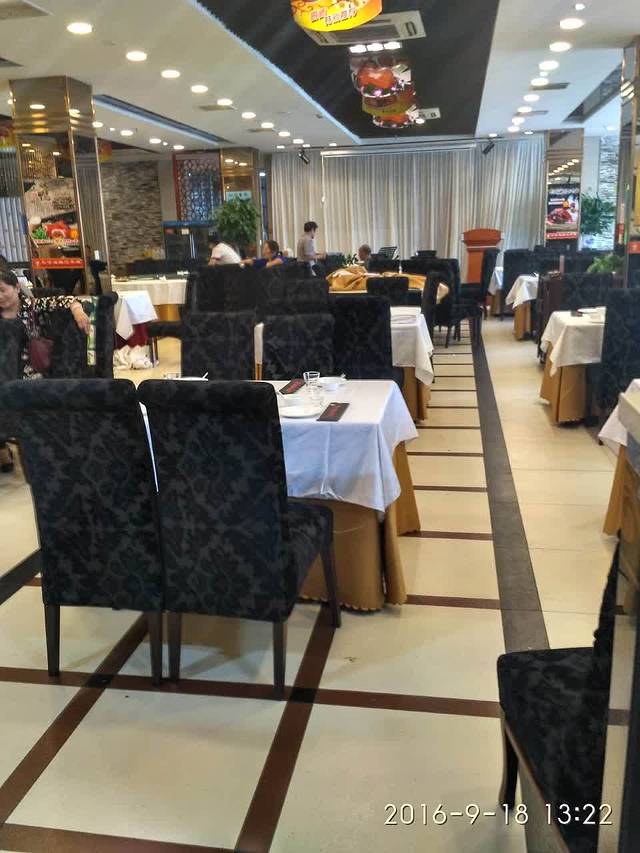 刚仔饺子烤鸭家常菜(润星家园店)