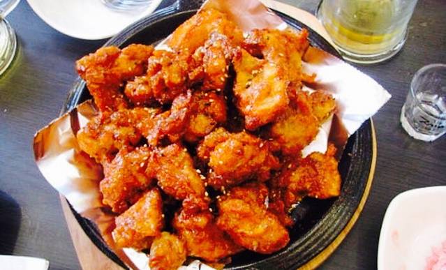 彩蝶仙烘焙(汽车站店)