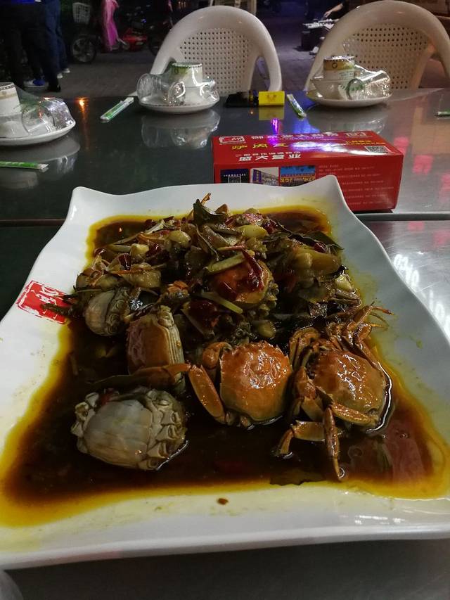 二郎龙虾毛蟹海鲜烧烤(运河路店)