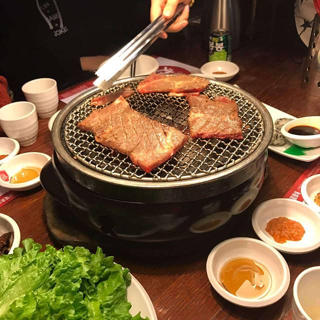 辛氏火炉·韩式古法烤肉(群力店)