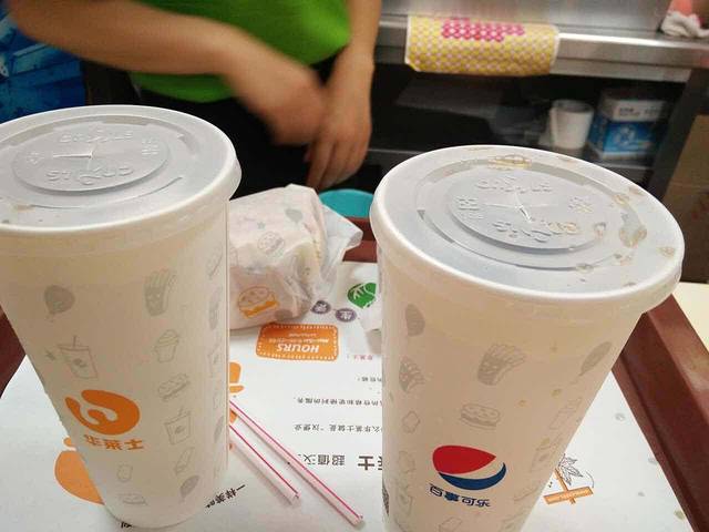 华莱士·全鸡汉堡(阳信店)