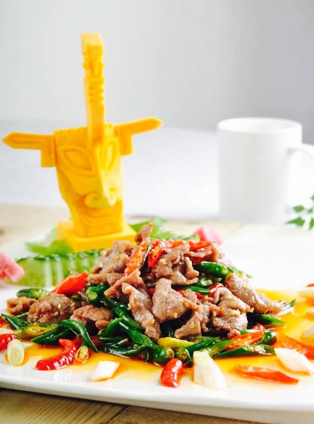 兰天鸵鸟美食园