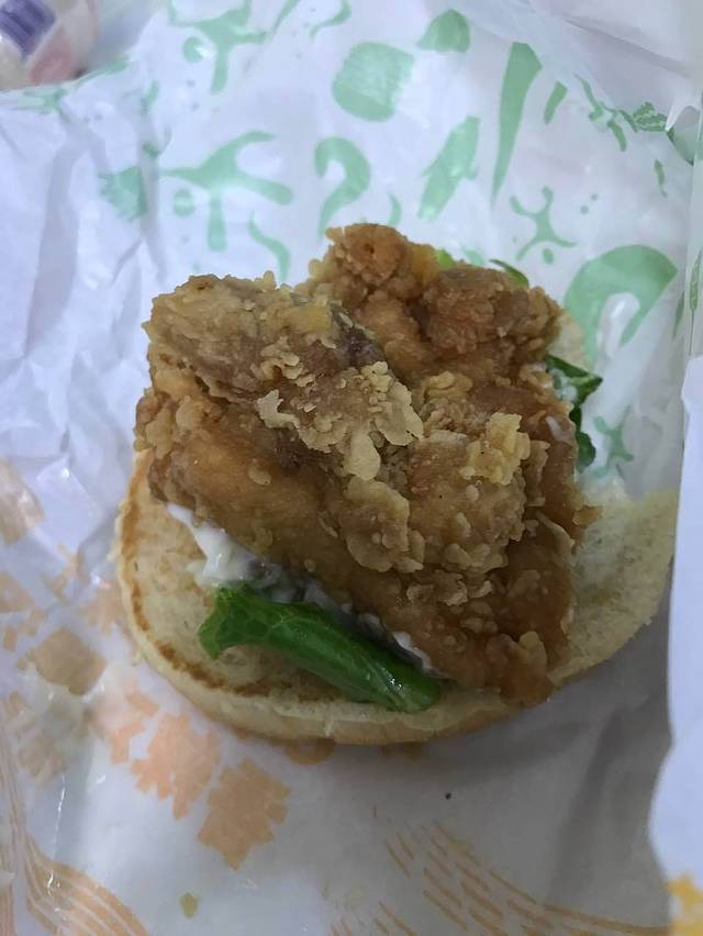 华莱士·全鸡汉堡(三角圩店)