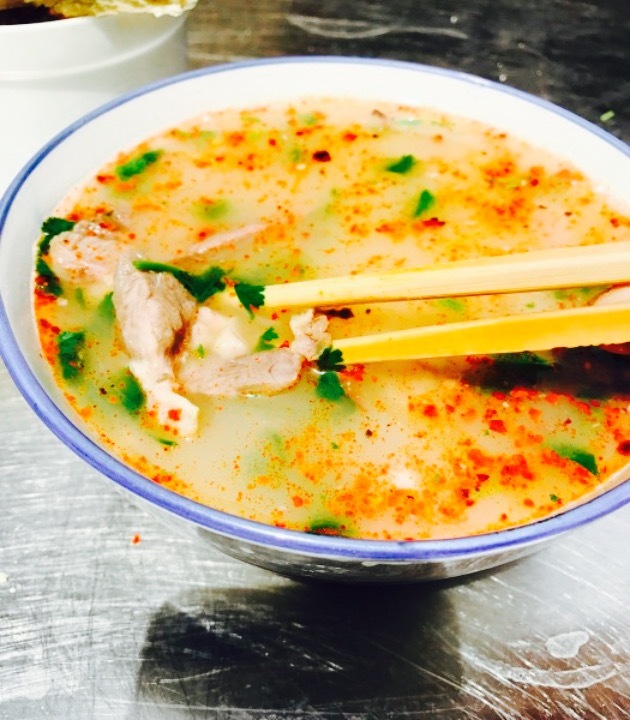 张老五鲜羊肉汤(丁角街店)