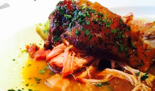 城北松滋鸡馆(陆羽文化市场店)