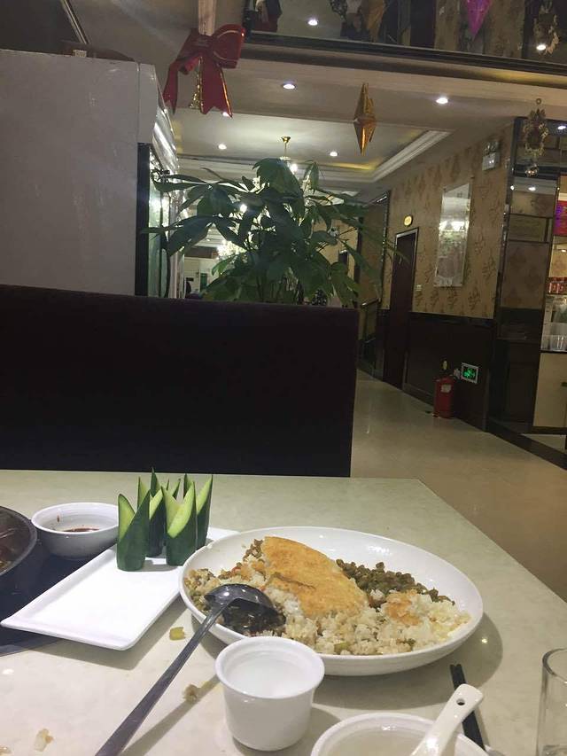 鸭唇王酒店(中原路店)