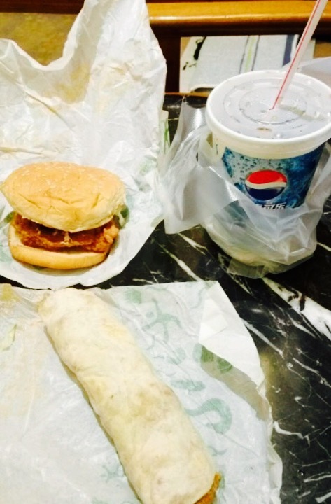 华莱士·全鸡汉堡(朝阳东路店)