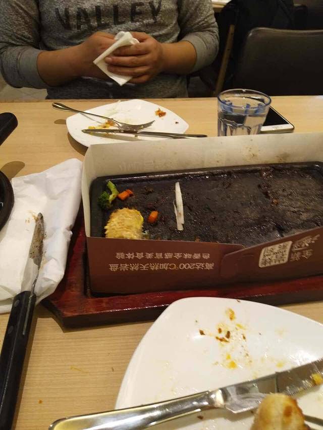 必胜客(保百店)