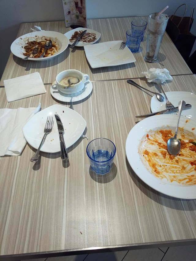 必胜客(金鹰店)