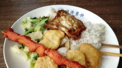 同济大学本部学苑饮食广场