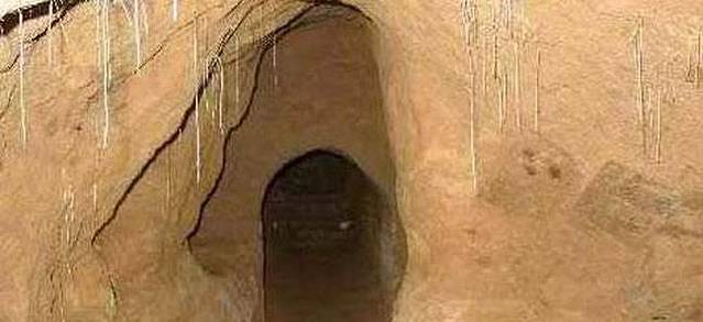 坡嘎拉地下长城