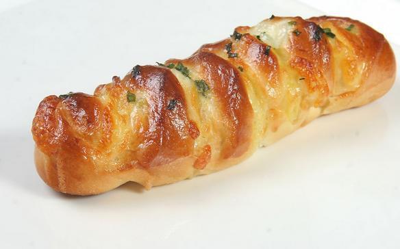 嘟嘟创意蛋糕坊(顾荻路店)