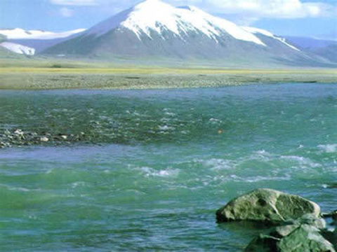 过玛多的驴友来过这里概述门票驴友点评(13)星宿海,位于黄河源头地区