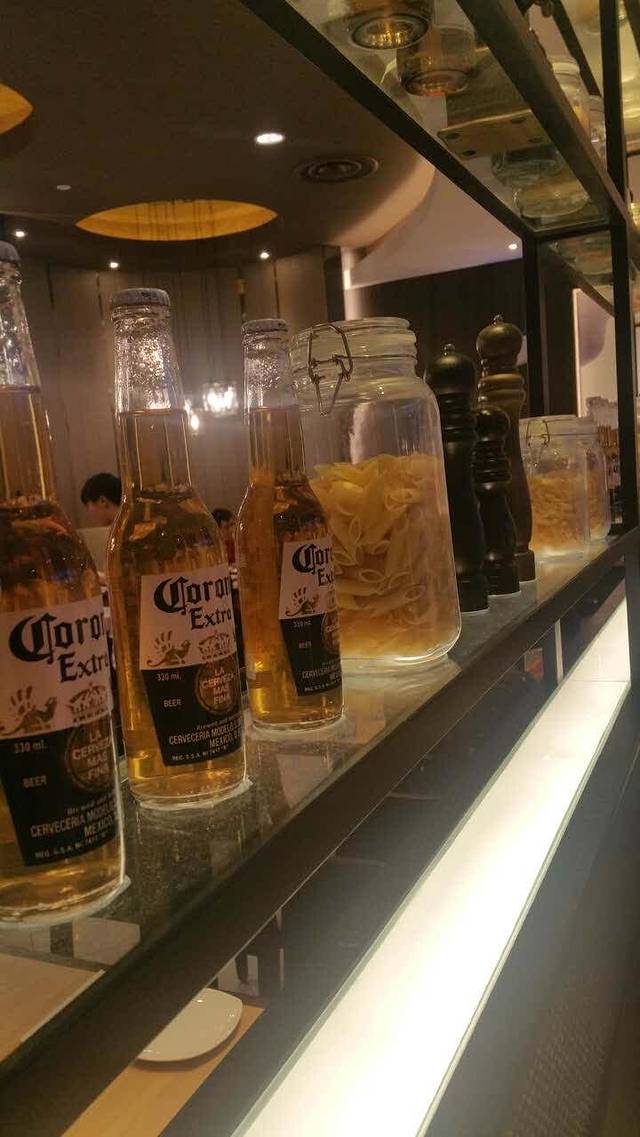 必胜客(宏福广场店)