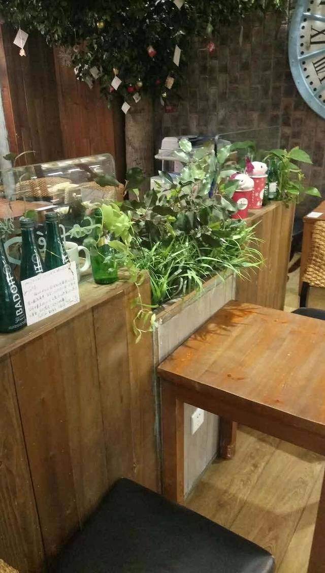 咖啡陪你Caffe Bene(华联力宝店)