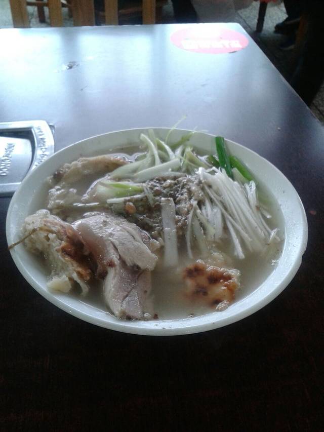 金卯白肉罩火烧