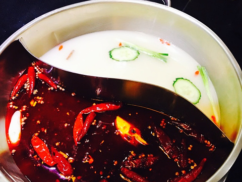 川奇火锅(江东路店)