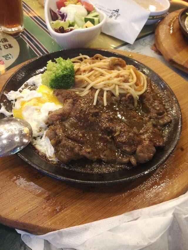 豪享来中西餐厅(巩义星月时代广场店)