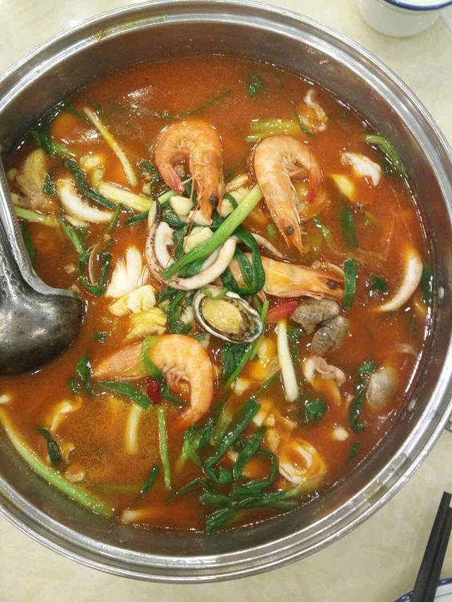 爱可鲜香辣海鲜锅(漓滨总店)
