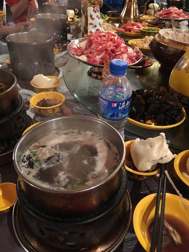 土司圣宴民族歌舞大餐藏餐