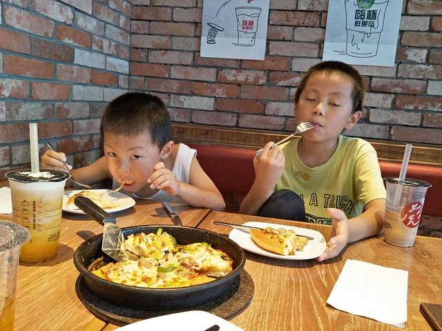 必胜客(周浦万达店)