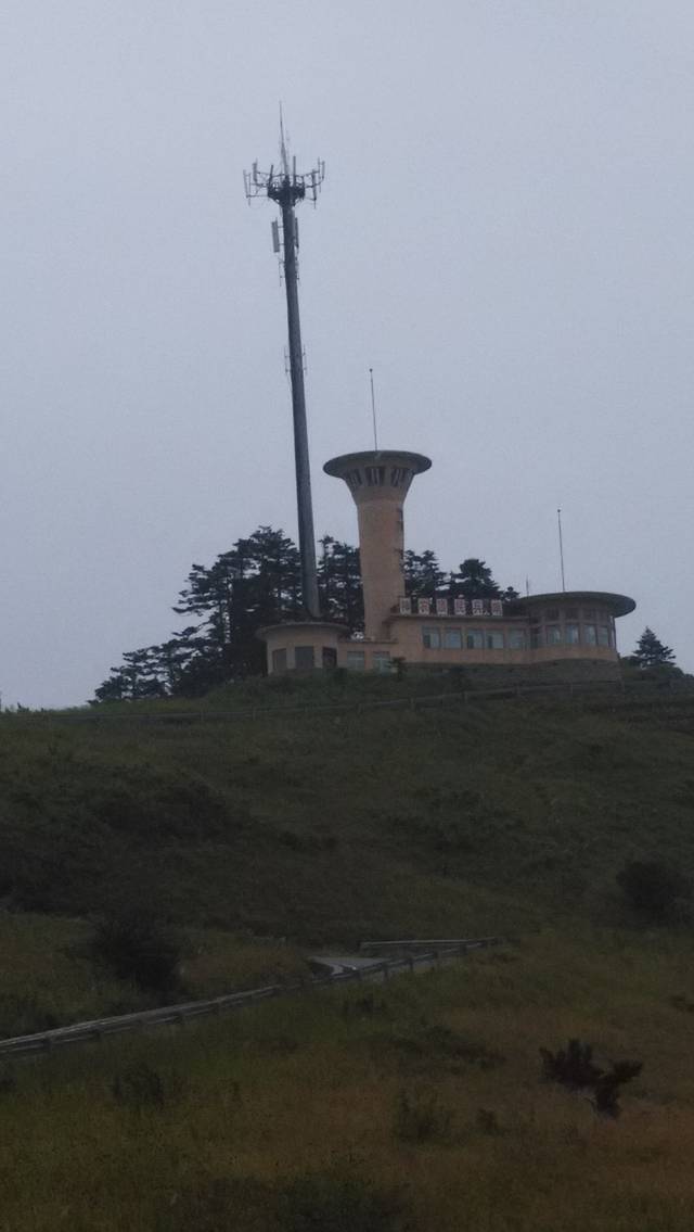 神农顶风景区-瞭望塔