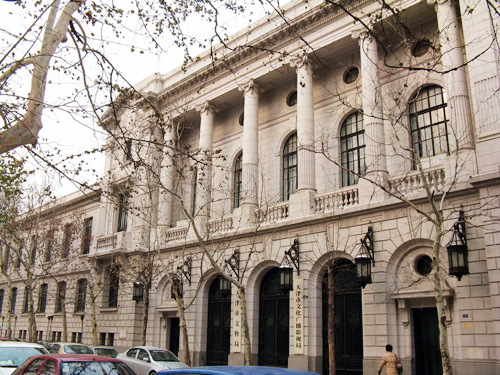 法国公议局旧址-余门