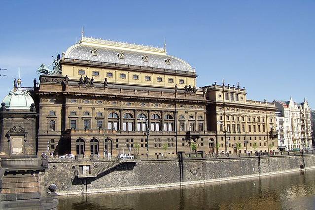 布拉格国家剧院