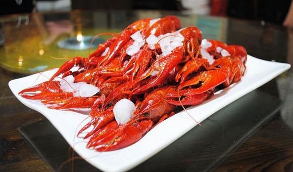 深巷家味馆·红烧鱼头拌饭(黄陂店)